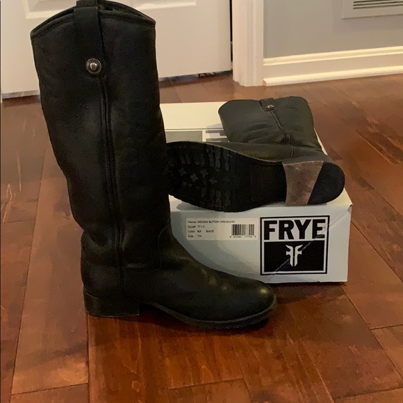 Frye Shoes - Frye Melissa Button Shearling